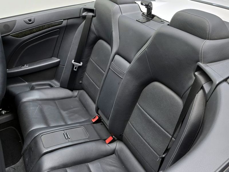 2014 Mercedes-Benz E-Class E200 Cabriolet photo 11
