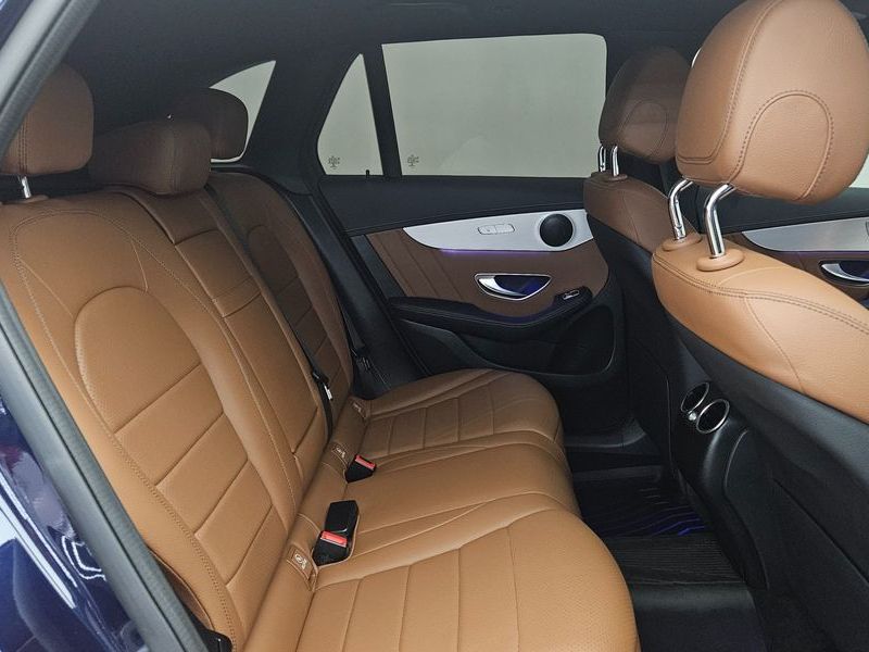 2022 Mercedes-Benz C-Class GLC300e 4MATIC photo 11