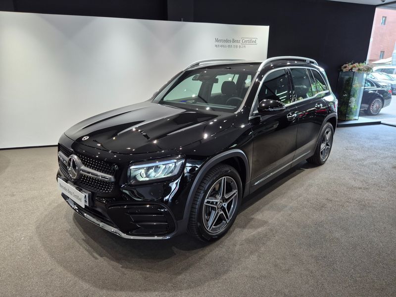 2026 Mercedes-Benz B-Class GLB250 4MATIC photo 1