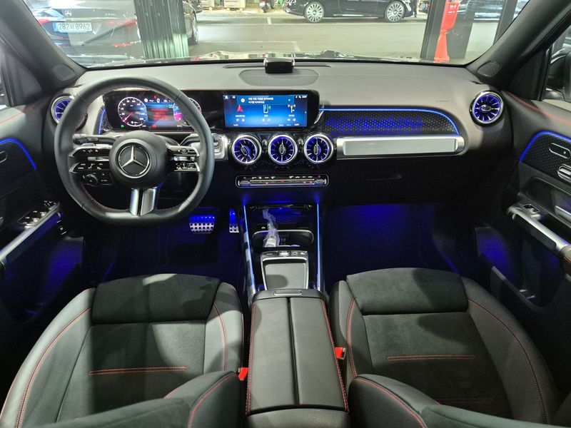 2026 Mercedes-Benz B-Class GLB250 4MATIC photo 7