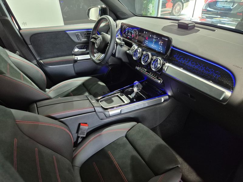 2026 Mercedes-Benz B-Class GLB250 4MATIC photo 18