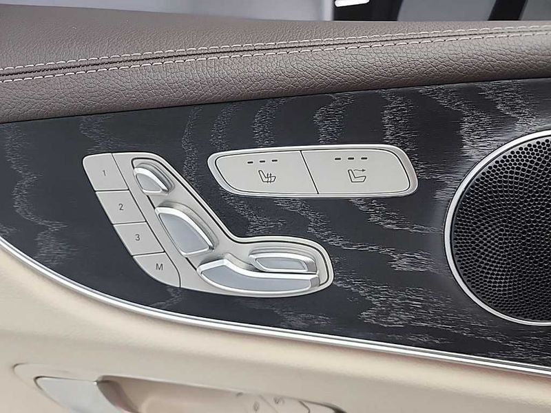 2018 Mercedes-Benz E-Class E220d Cabriolet photo 15