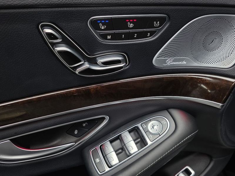 2018 Mercedes-Benz S-Class S560L 4MATIC photo 16