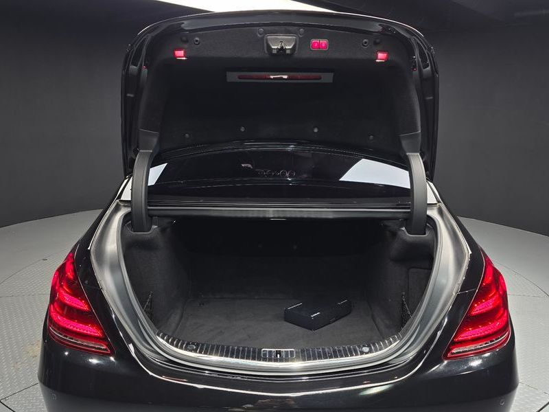 2018 Mercedes-Benz S-Class S560L 4MATIC photo 20
