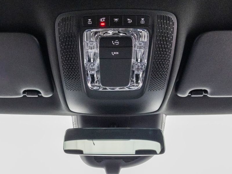 2026 Mercedes-Benz A-Class A220 Sedan photo 17