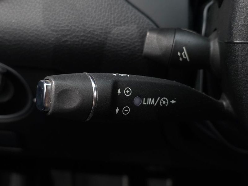 2013 Mercedes-Benz CLA 200 Blue Efficiency R172 photo 17