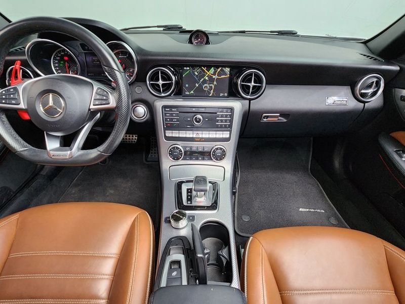 2017 Mercedes-Benz C-Class AMG SLC43 photo 7