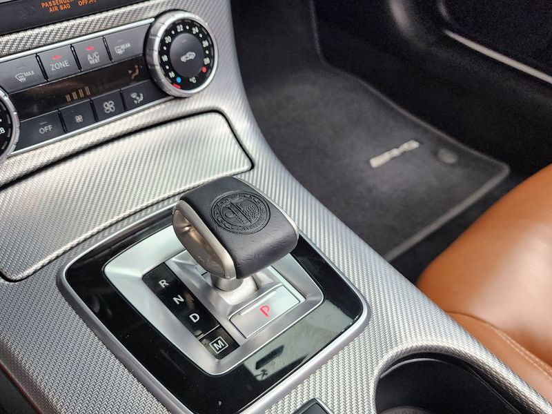 2017 Mercedes-Benz C-Class AMG SLC43 photo 9