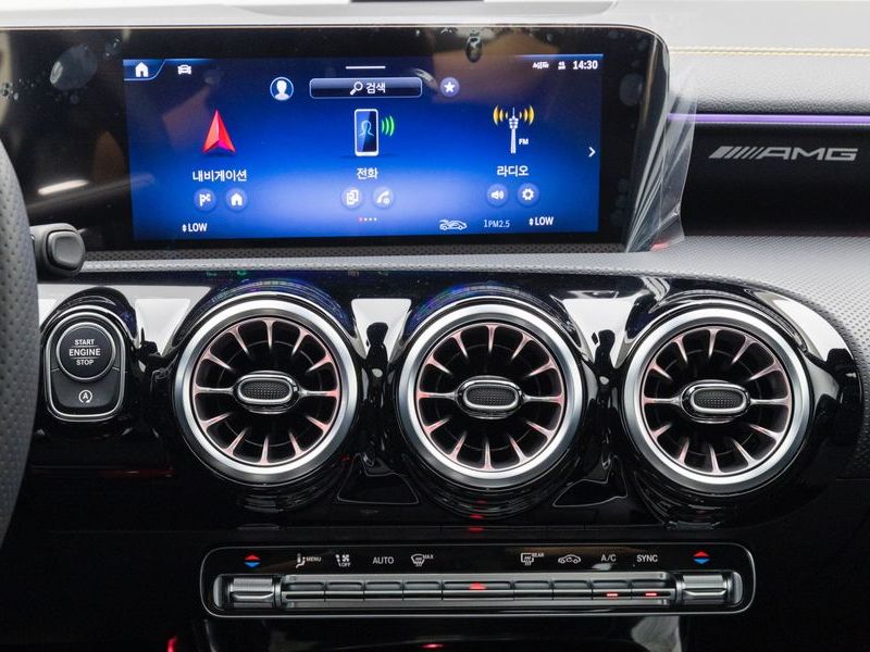 2025 Mercedes-Benz A-Class AMG CLA 45 S 4MATIC+ photo 13