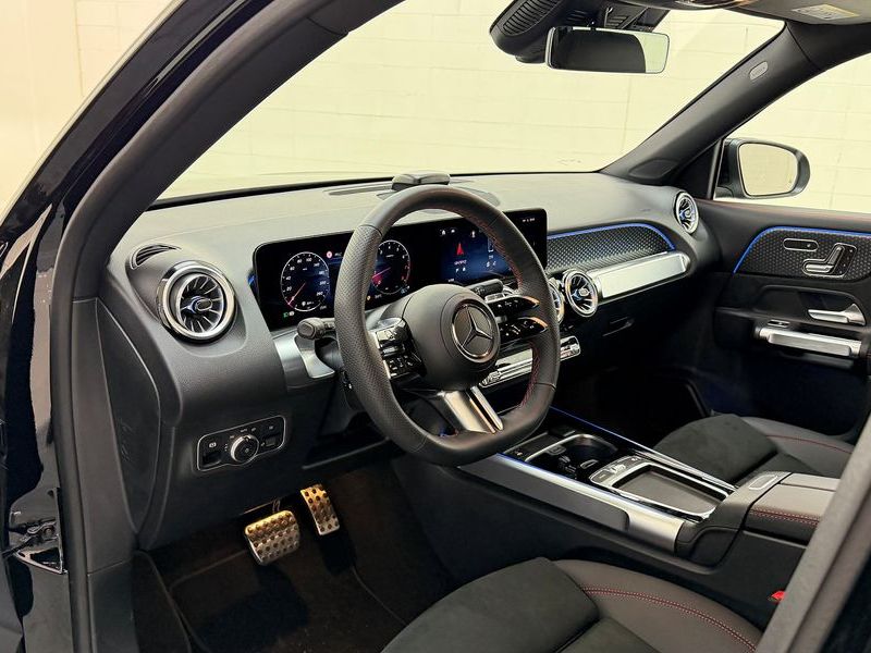 2025 Mercedes-Benz B-Class GLB250 4MATIC photo 12