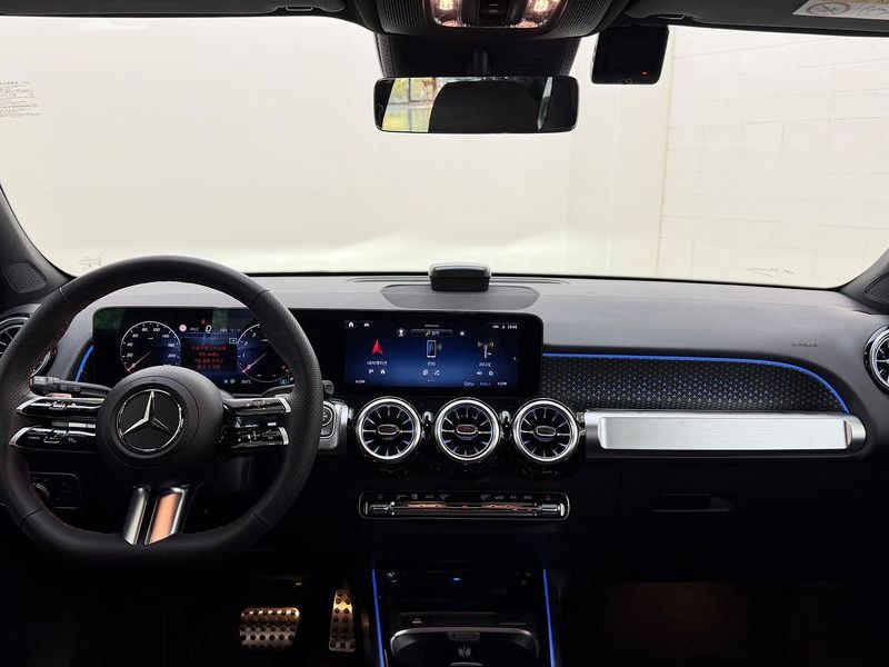 2025 Mercedes-Benz B-Class GLB250 4MATIC photo 15