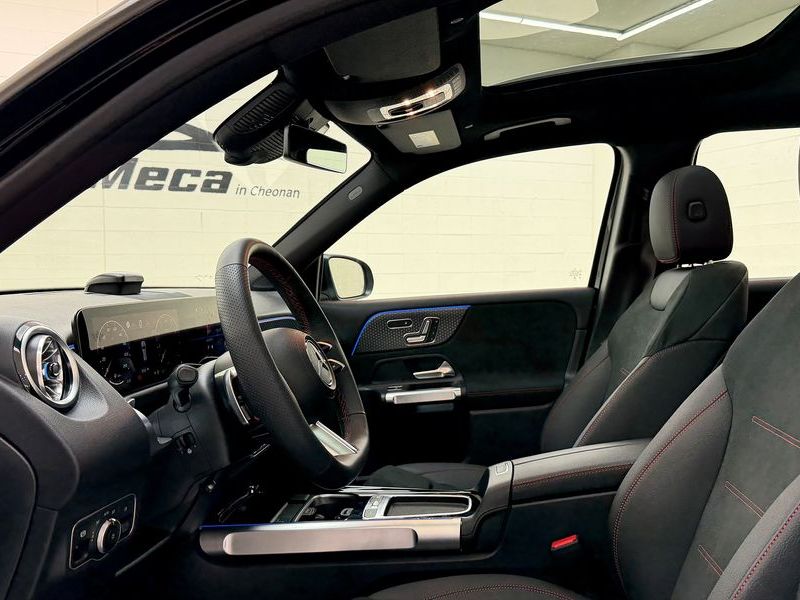 2025 Mercedes-Benz B-Class GLB250 4MATIC photo 17