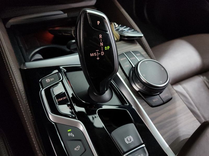 2018 BMW 6 Series 630d xDrive Luxury photo 9