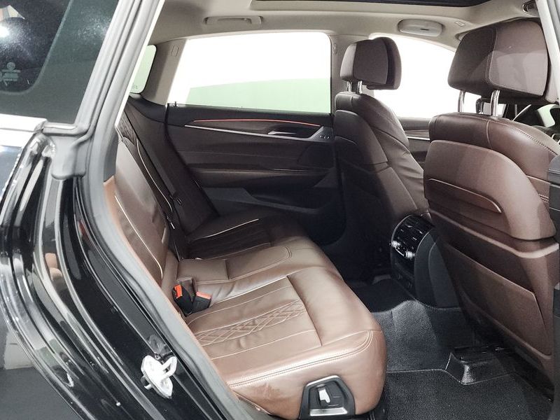 2018 BMW 6 Series 630d xDrive Luxury photo 11