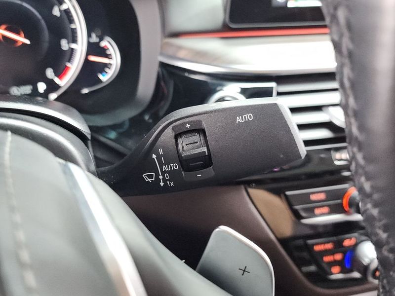 2018 BMW 6 Series 630d xDrive Luxury photo 30