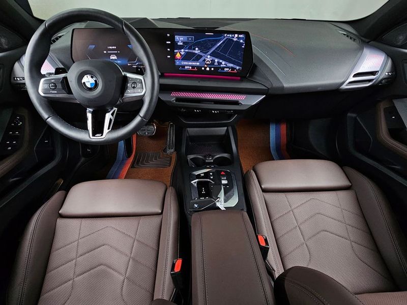 2025 BMW 1 Series 120 M Sport photo 7
