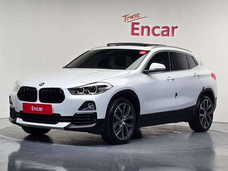 2020 BMW X2 xDrive20i Advantage photo 1