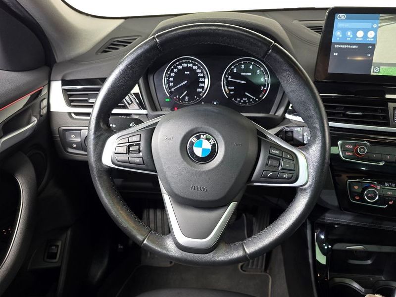 2020 BMW X2 xDrive20i Advantage photo 13