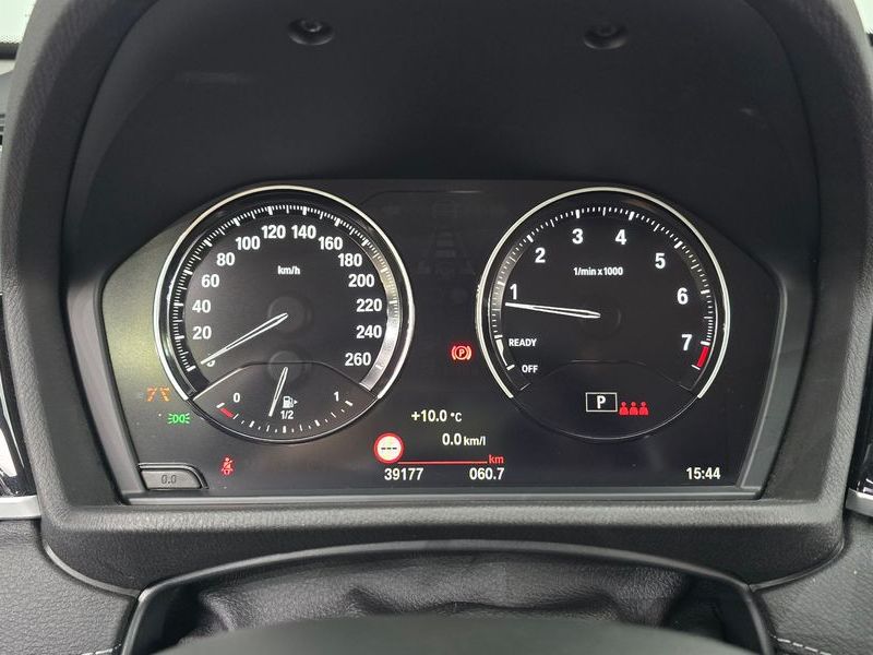 2022 BMW X1 xDrive 20i xLine photo 8