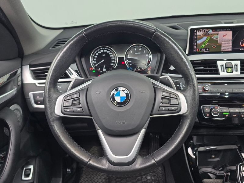 2022 BMW X1 xDrive 20i xLine photo 13