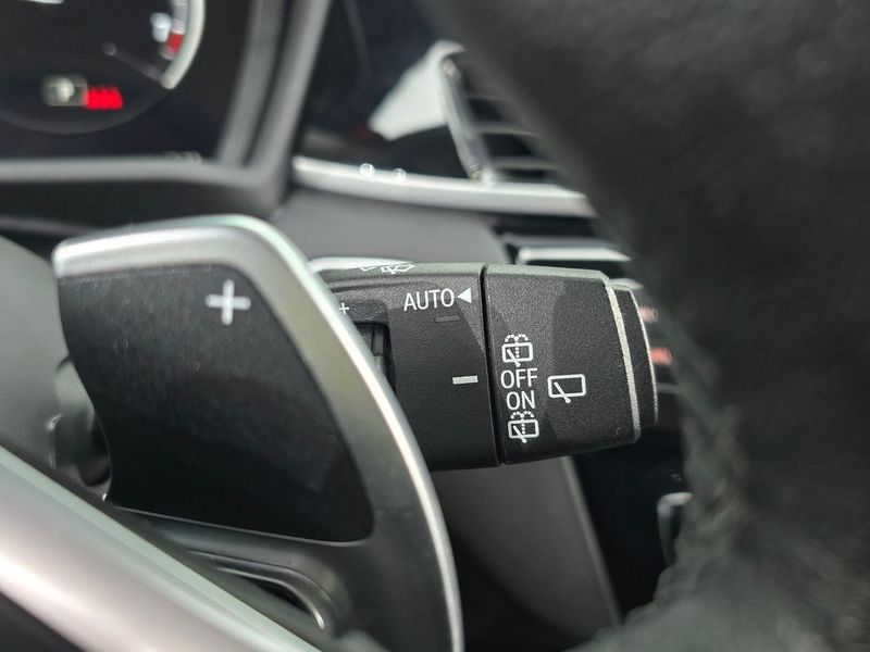 2022 BMW X1 xDrive 20i xLine photo 17