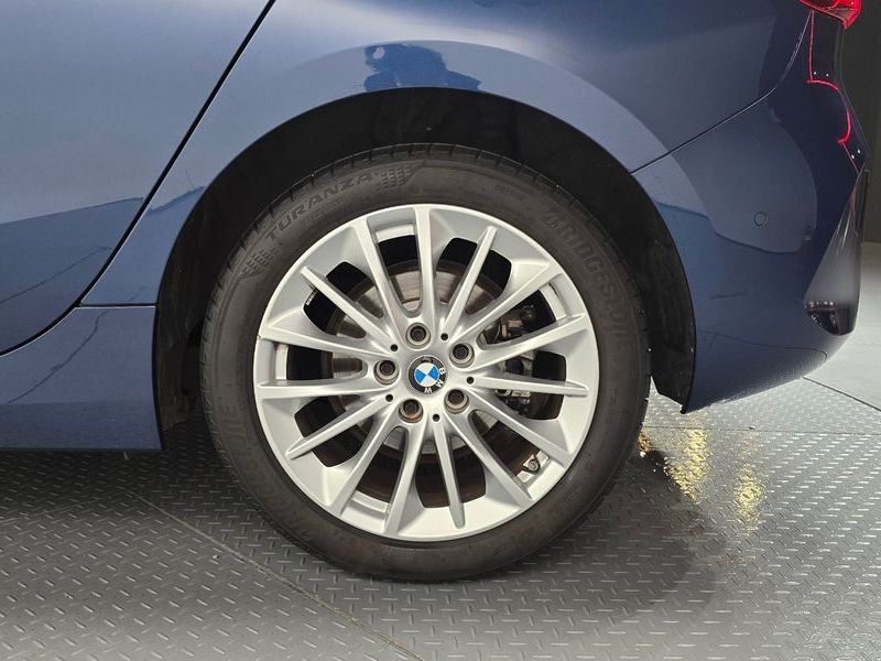 2021 BMW 1 Series 118d Joy photo 21