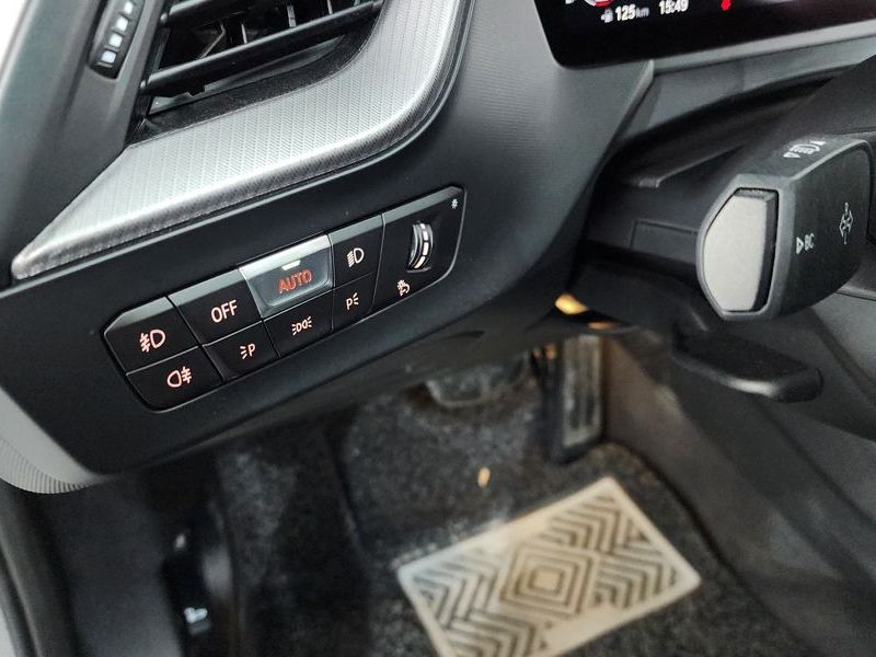2022 BMW 1 Series 120i M Sports photo 17