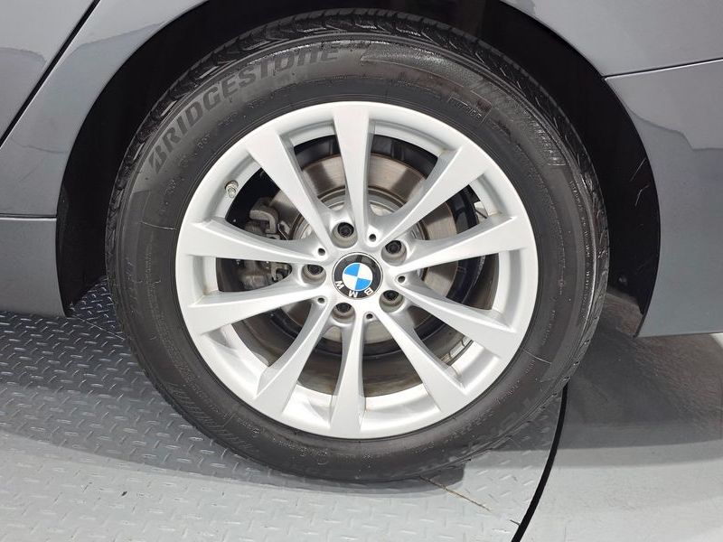 2020 BMW 3 Series GT 320d photo 21