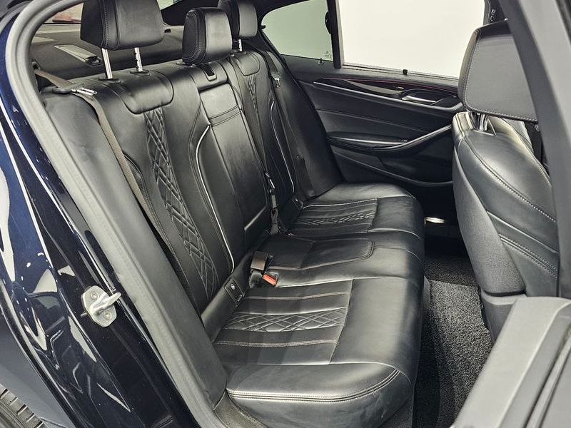 2019 BMW 5 Series 520d M Sport Package Plus photo 26