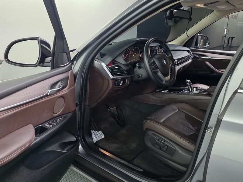 2014 BMW X5 xDrive 30d photo 10