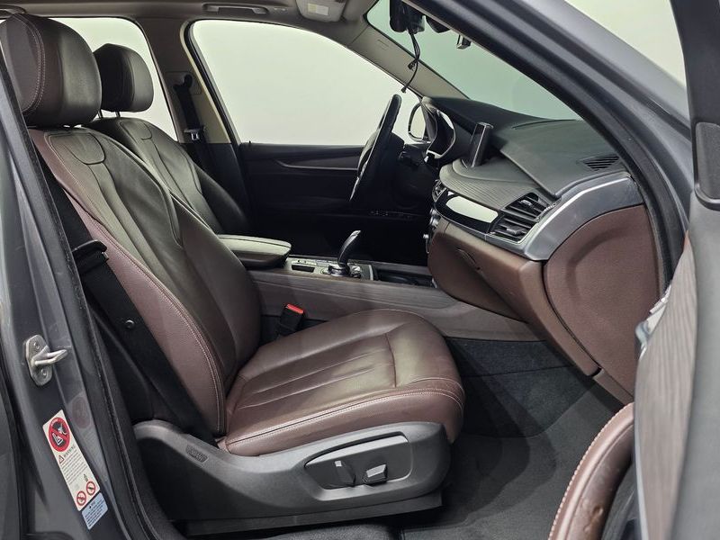 2014 BMW X5 xDrive 30d photo 12