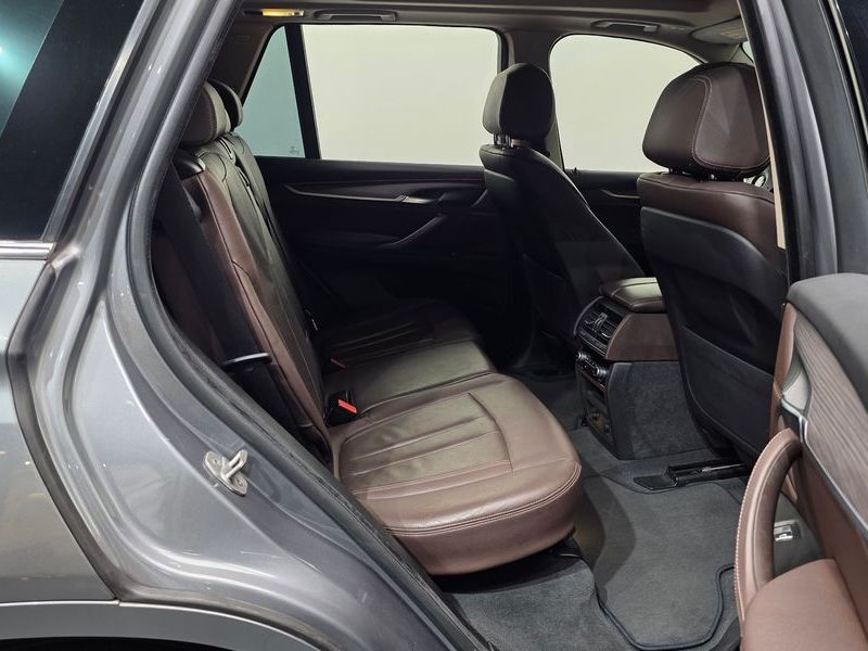 2014 BMW X5 xDrive 30d photo 13