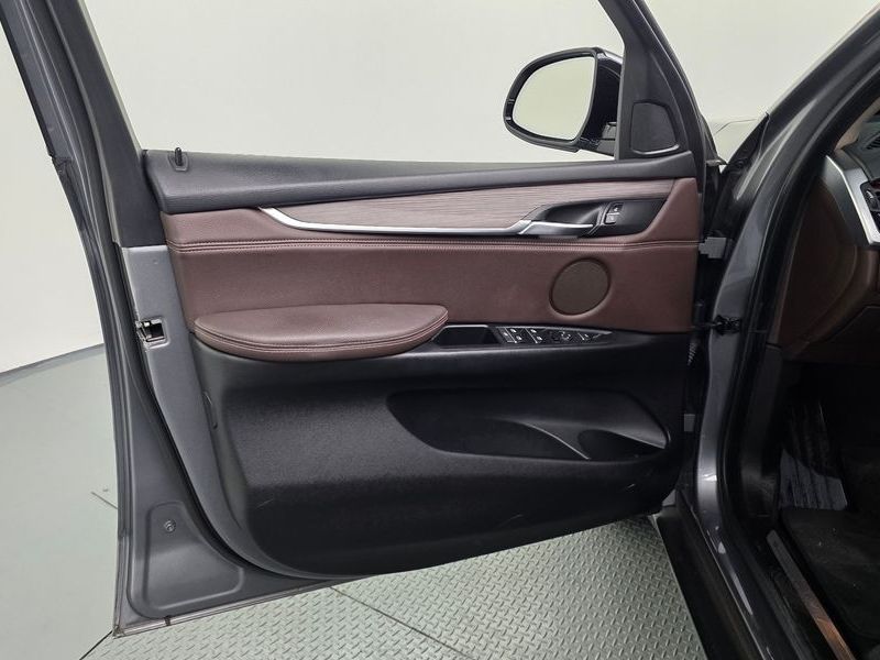 2014 BMW X5 xDrive 30d photo 25