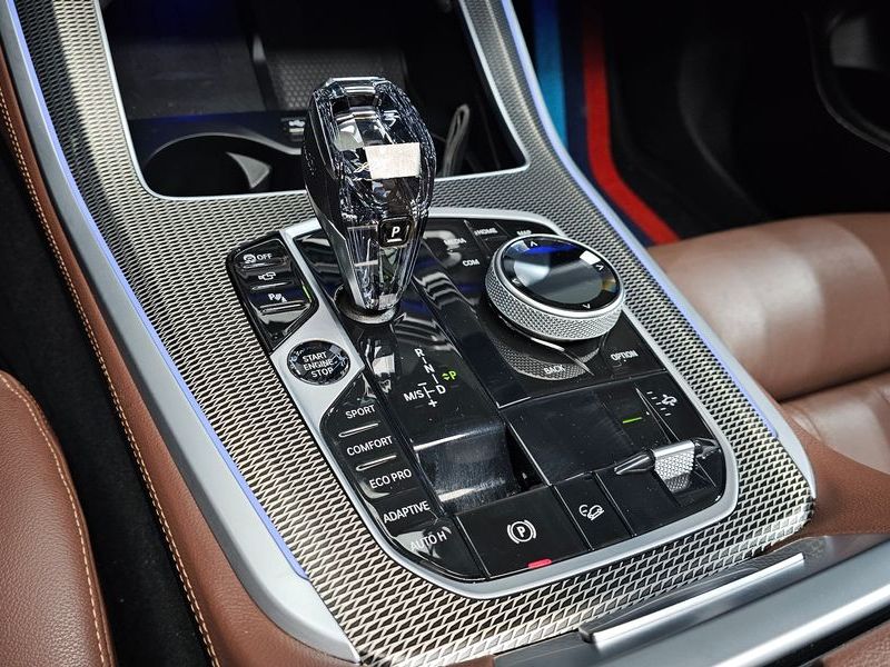 2022 BMW X5 xDrive 30d M Sport photo 9