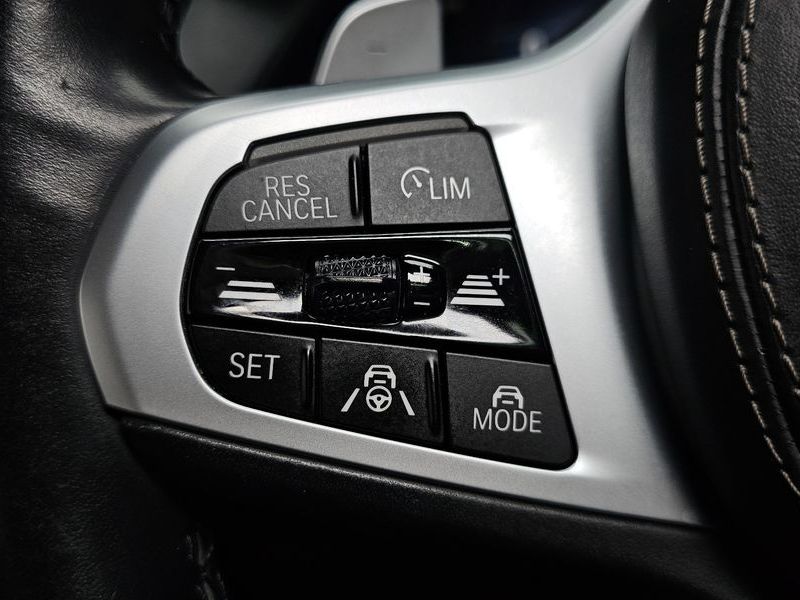 2022 BMW X5 xDrive 30d M Sport photo 17