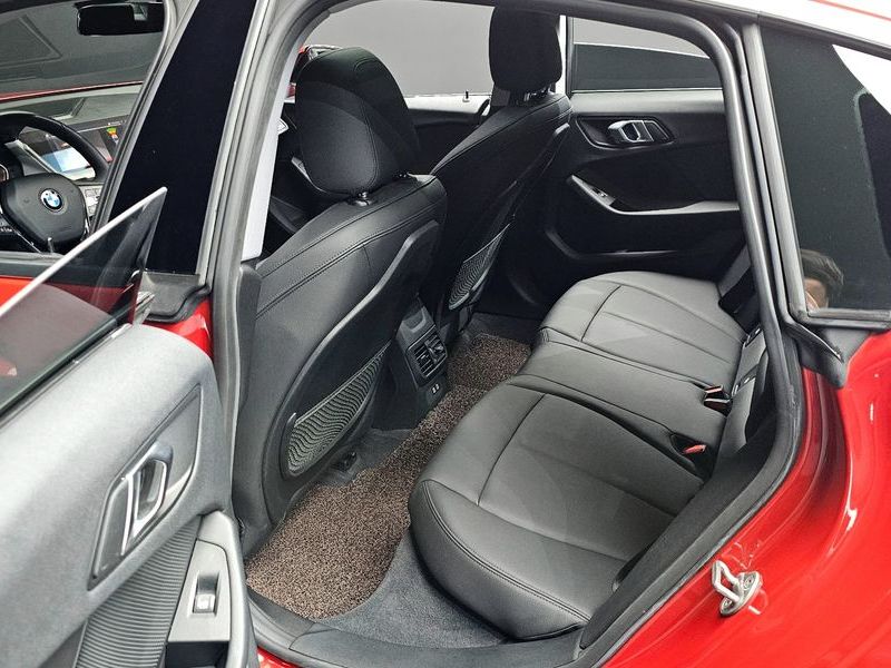 2020 BMW 2 Series 220d Advantage photo 11