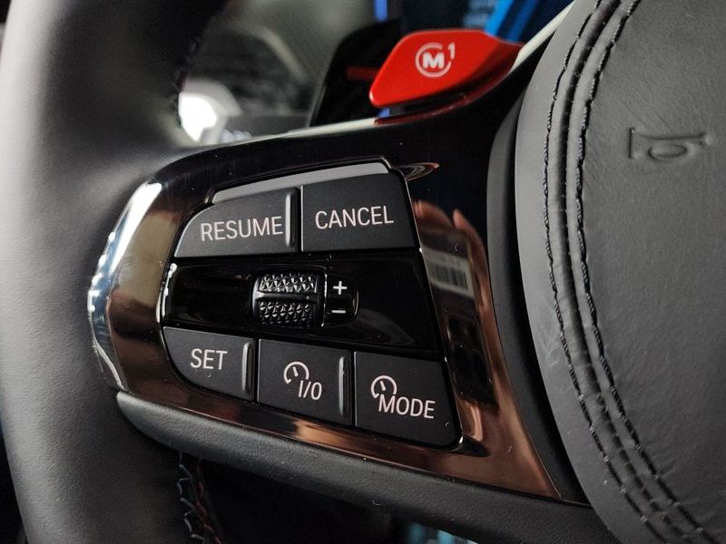 2025 BMW XM 4.4 photo 18