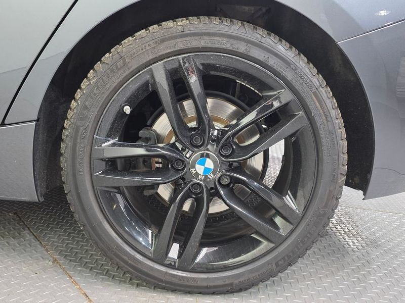 2018 BMW 1 Series 118d M Sport Shadow 5 Door photo 21