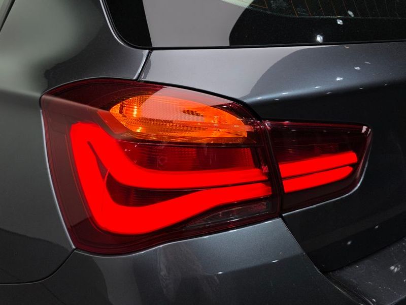 2018 BMW 1 Series 118d M Sport Shadow 5 Door photo 23