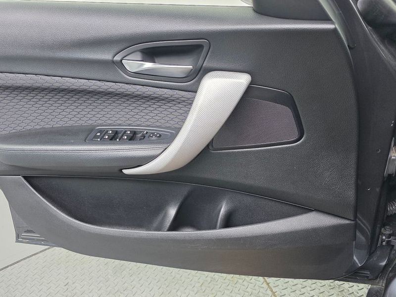 2018 BMW 1 Series 118d M Sport Shadow 5 Door photo 24