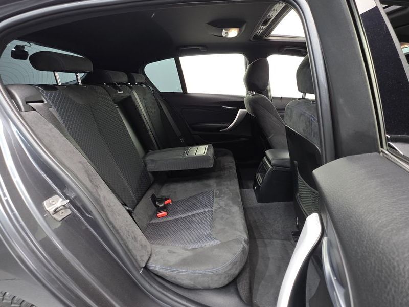 2018 BMW 1 Series 118d M Sport Shadow 5 Door photo 27