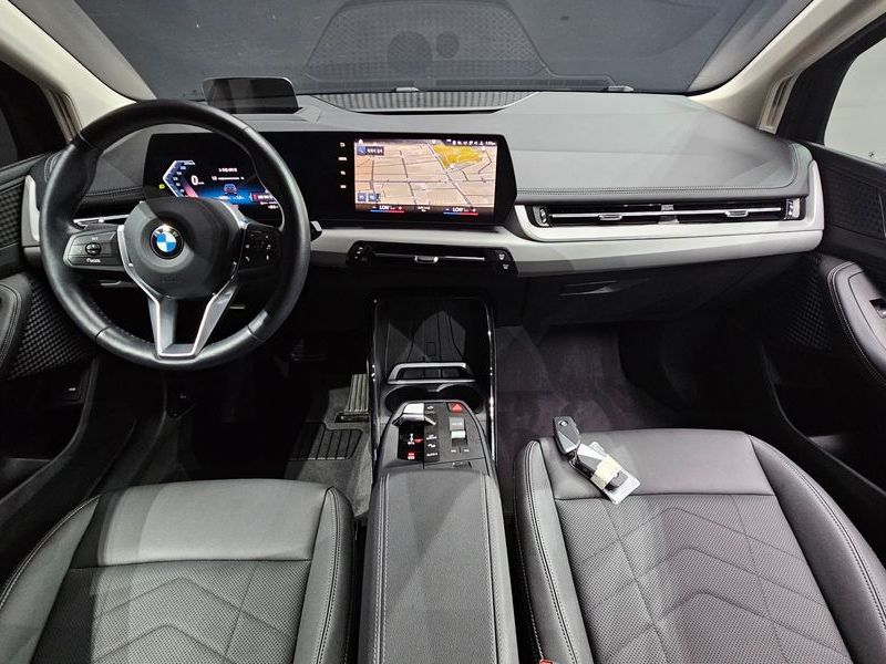 2023 BMW 2 Series 218d Advantage photo 7