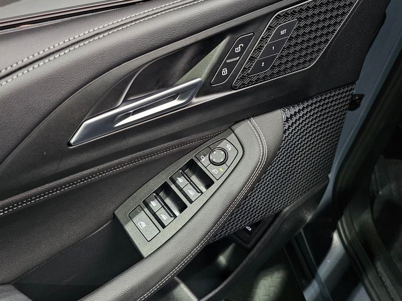 2023 BMW 2 Series 218d Advantage photo 18
