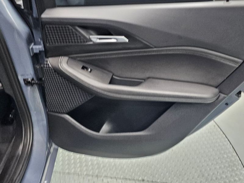 2023 BMW 2 Series 218d Advantage photo 25