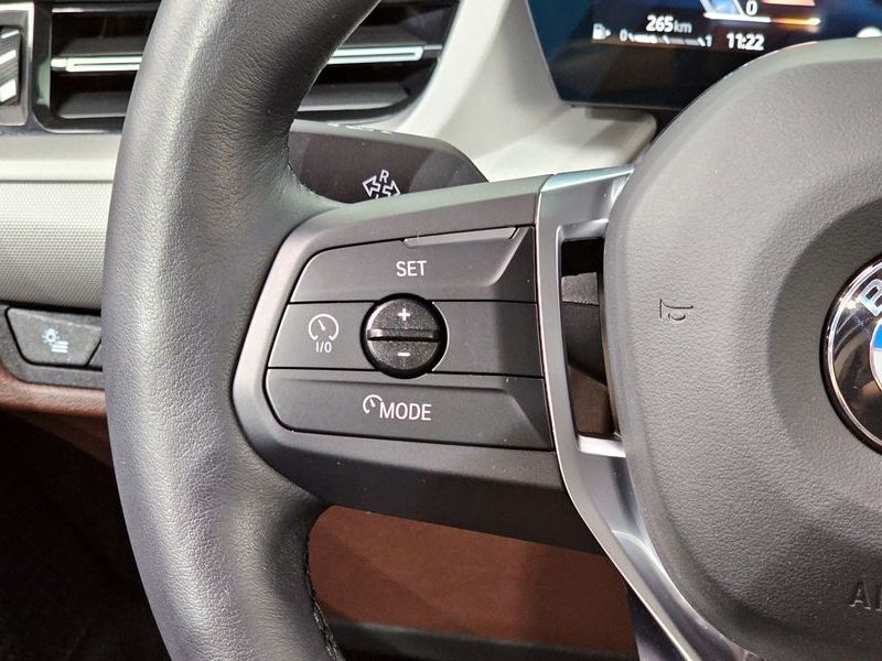 2024 BMW 2 Series 220i Advantage photo 26