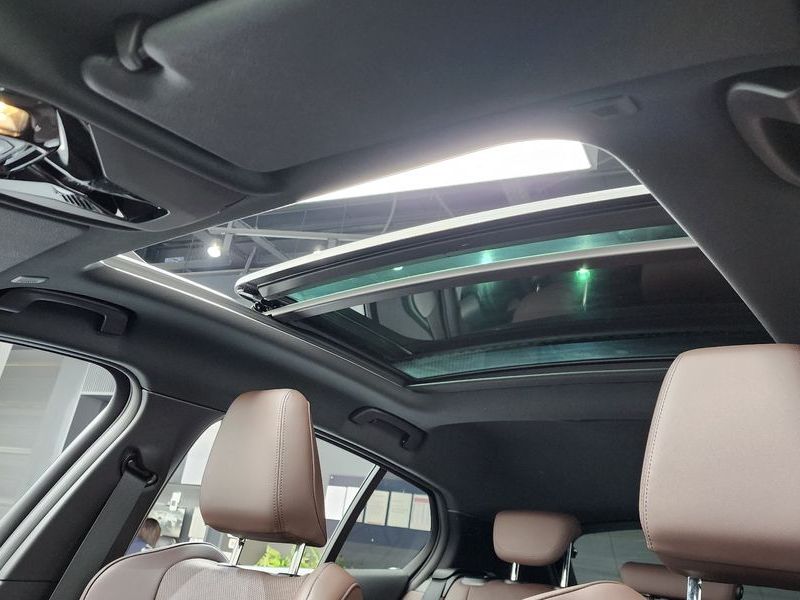 2026 BMW 1 Series 120 M Sport photo 16