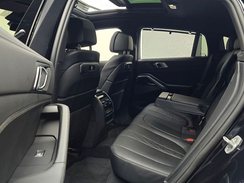 2026 BMW X6 xDrive30d M Sport photo 12