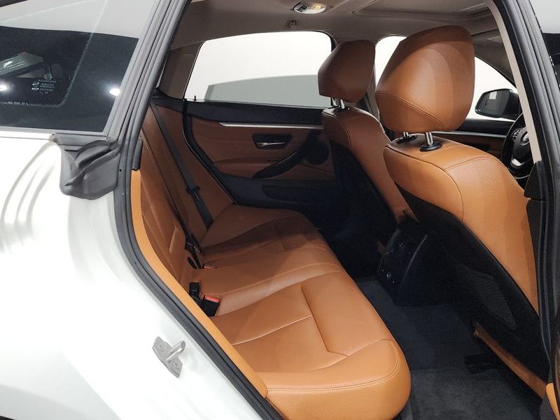 2016 BMW 4 Series 420d Luxury GranCoupe photo 11