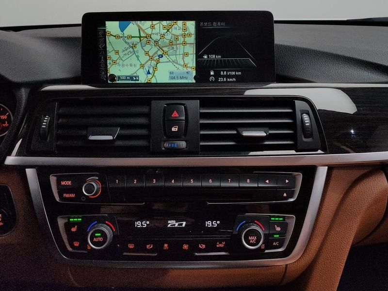 2016 BMW 4 Series 420d Luxury GranCoupe photo 12