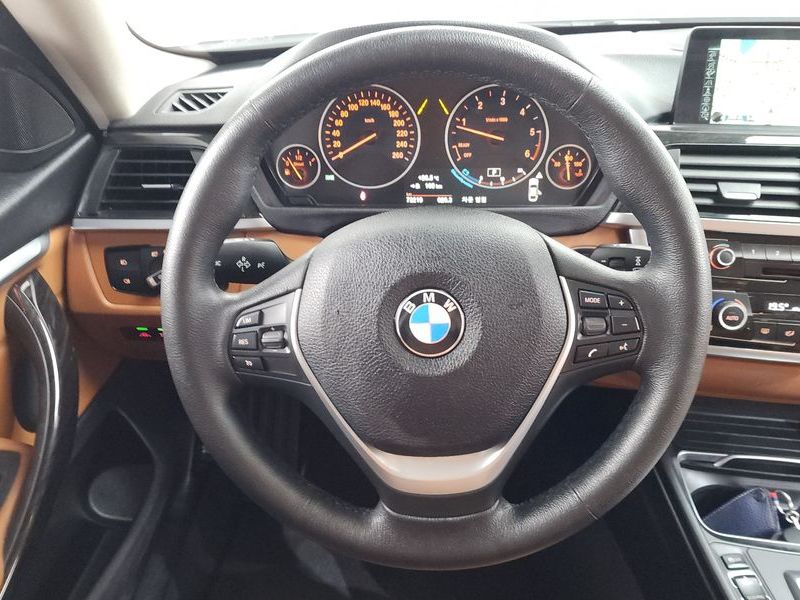 2016 BMW 4 Series 420d Luxury GranCoupe photo 13